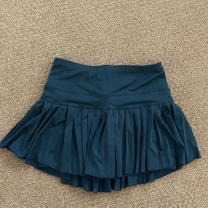 Gold Hinge tennis skirt